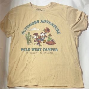 Garfield Outdoors Adventure Wild West Camper The Desert Is Calling Graphic Tee